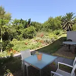 Alphen Drive Apartments